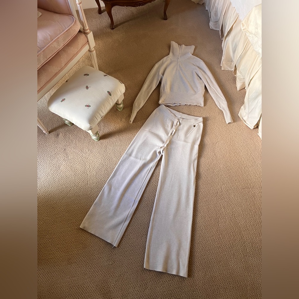 Women's Cream Knit Pants & Sweater Set
